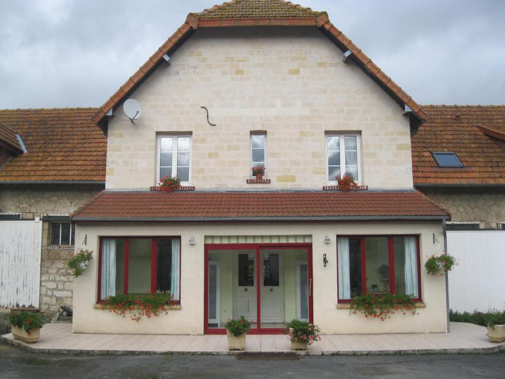 Villa Au Jardin Fleuri Vauxaillon Exterior foto