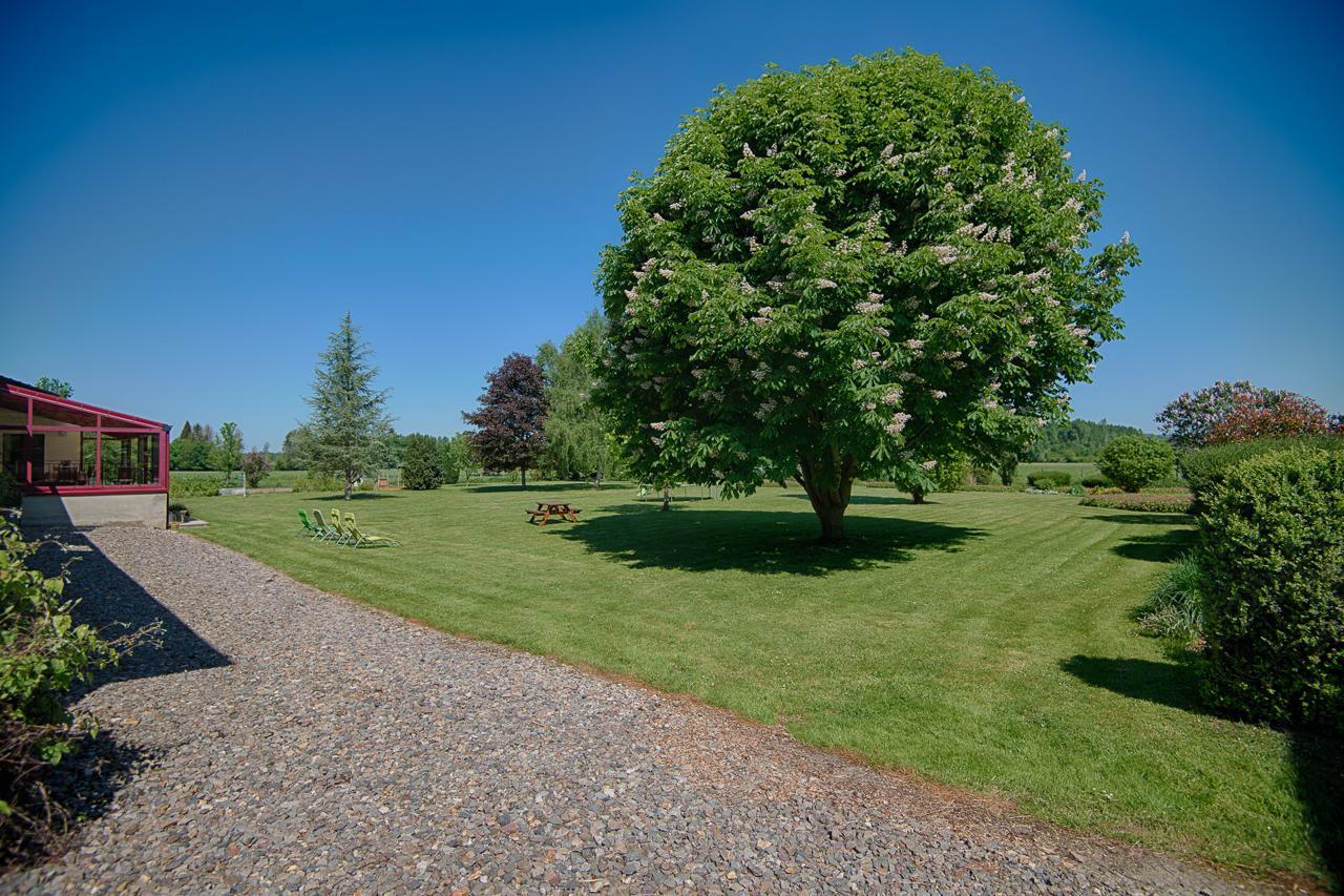 Villa Au Jardin Fleuri Vauxaillon Exterior foto
